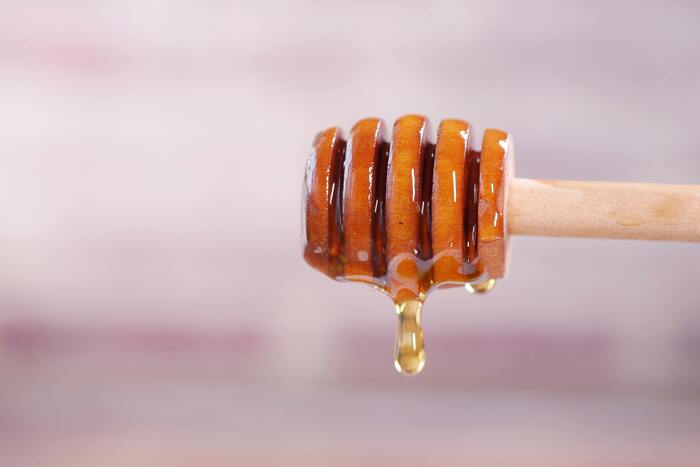 Raw Honey and It's Benifits for Beauty